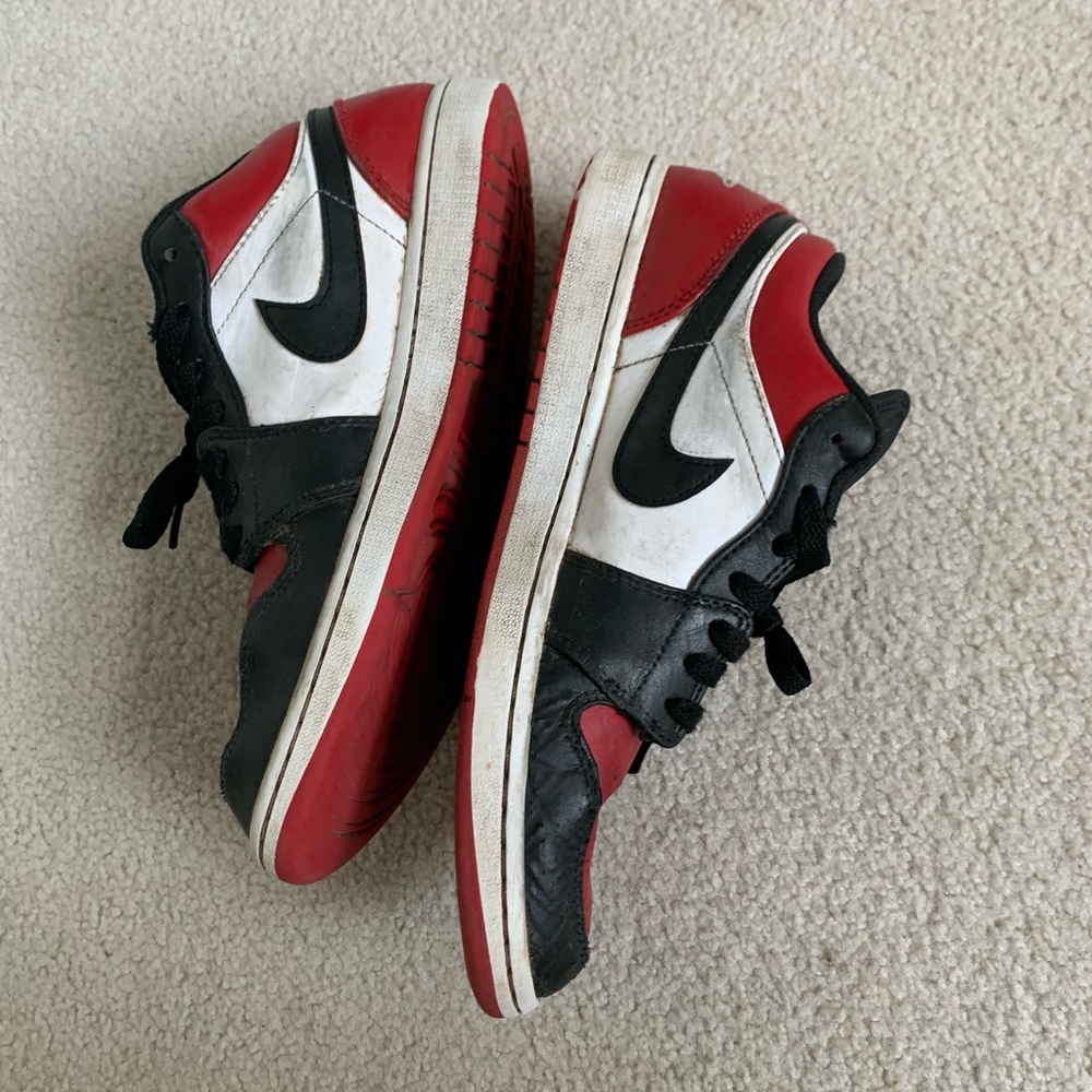 Nike Air Jordan 1 Bred Toe Lows